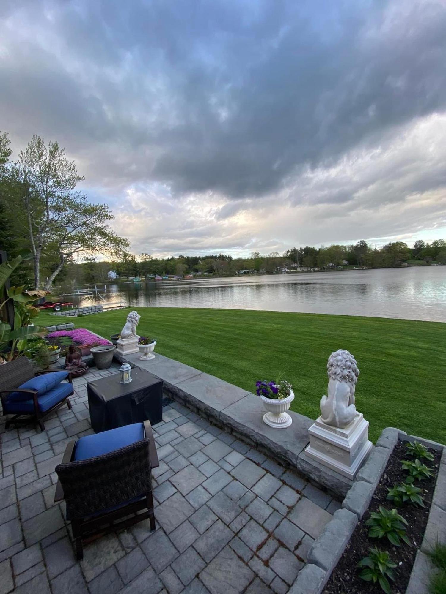 Welcome To The Lake Northwood Exterior foto