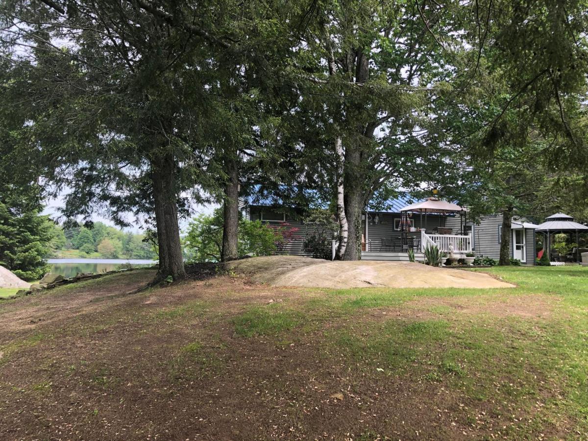 Welcome To The Lake Northwood Exterior foto